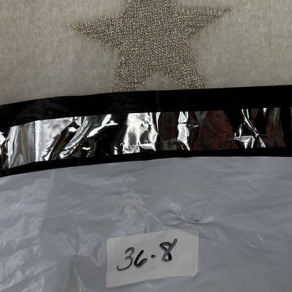 Rails Kana Sweater Off White Gold Stars Women’s XS Quiet Luxury Preppy - Picture 10 of 10